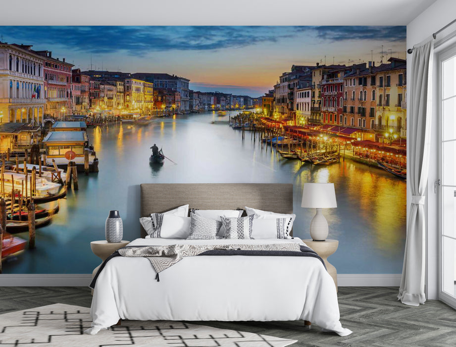 Wallpaper: The Canal Scenery of Venice